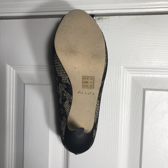 🛍 Aldo Black Lace Overlay Peep Toe Heels - Picture 6 of 8